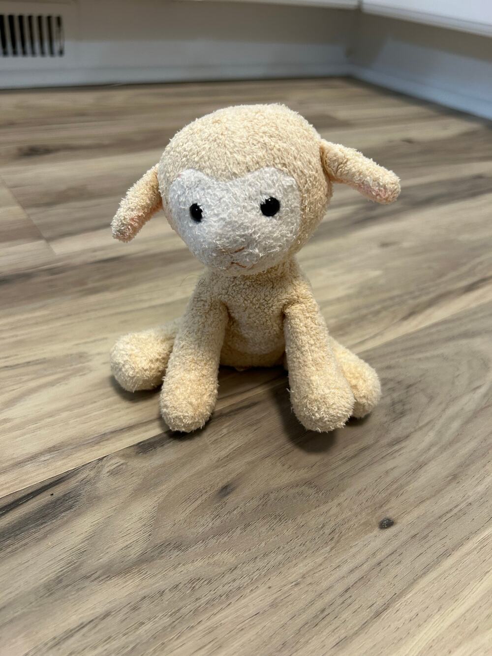Russ Luv Pets Lamb Sheep Plush 5” White Stuffed Animal Beanie Vintage RARE